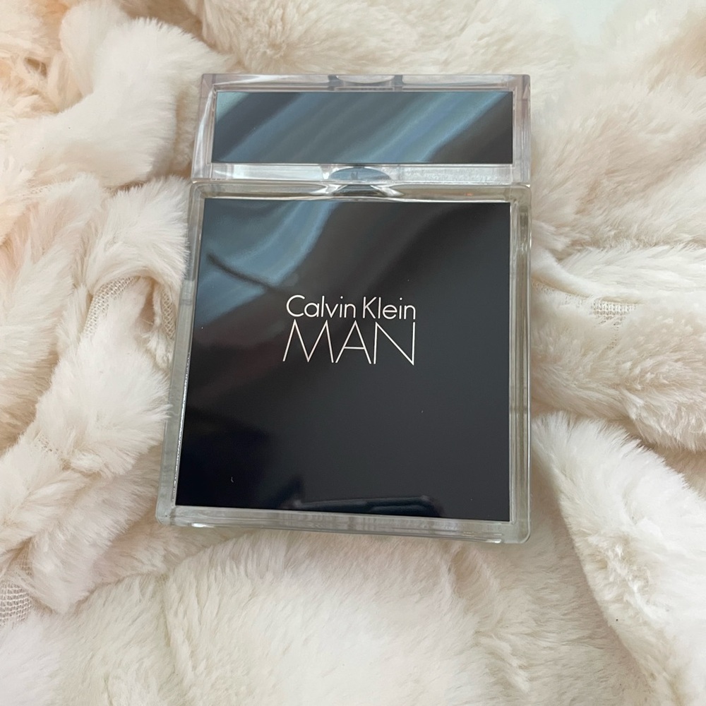 Calvin Klein Man Black Fragrance Bottle